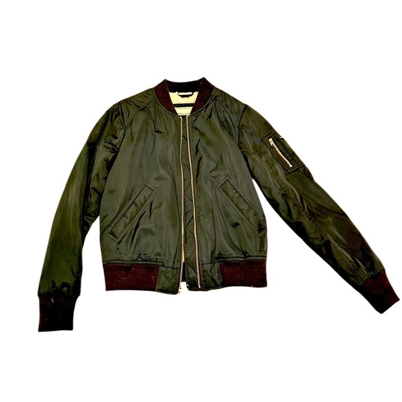 Abercrombie & Fitch black zip up bomber jacket cream teddy lining zip pocket xs - Picture 2 of 8